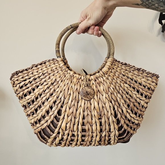 Straw Studios Handbags - Straw Studios Woven Rattan Circle Boho Hand Bag Purse‎
